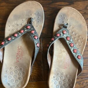 Vionic Women's Sandals with Brown and Red Accents